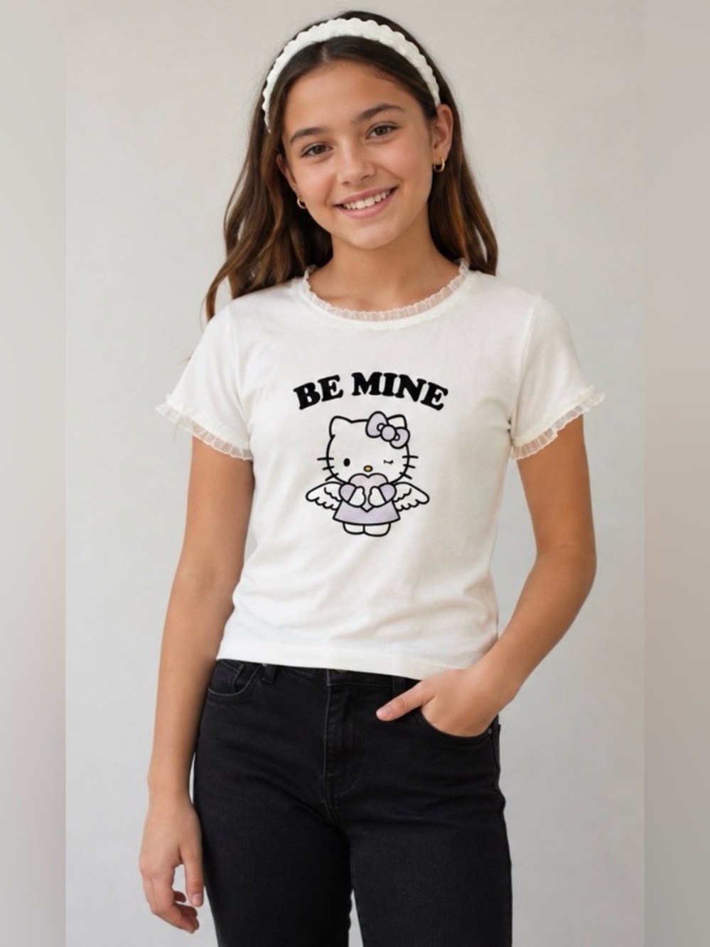 Forever 21 White 'Be Mine' Hello Kitty Graphic Tee EXACTLY AS PICTURED ❤️